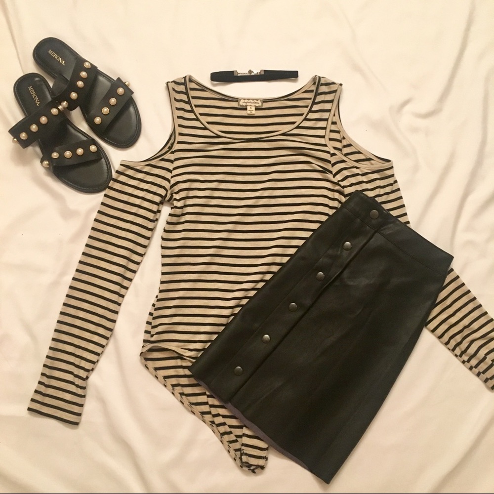 Long sleeve shoulder cutout bodysuit